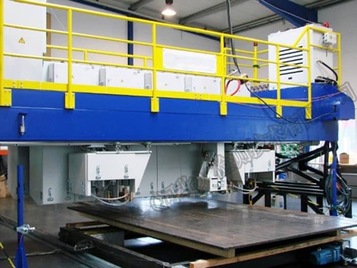 鋼板在線超聲波自動(dòng)探傷機(jī)